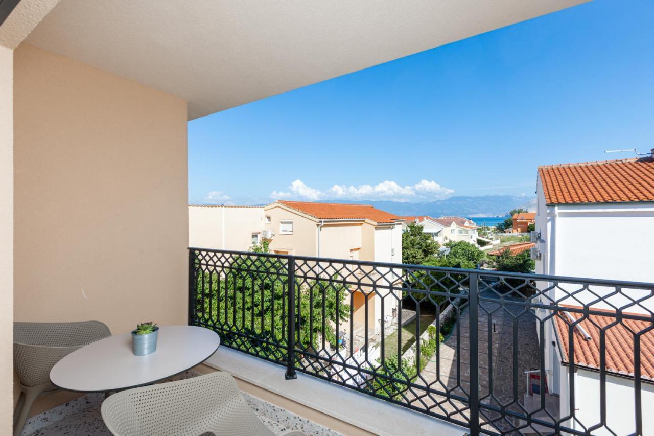 Vila Iris Baska Extérieur photo