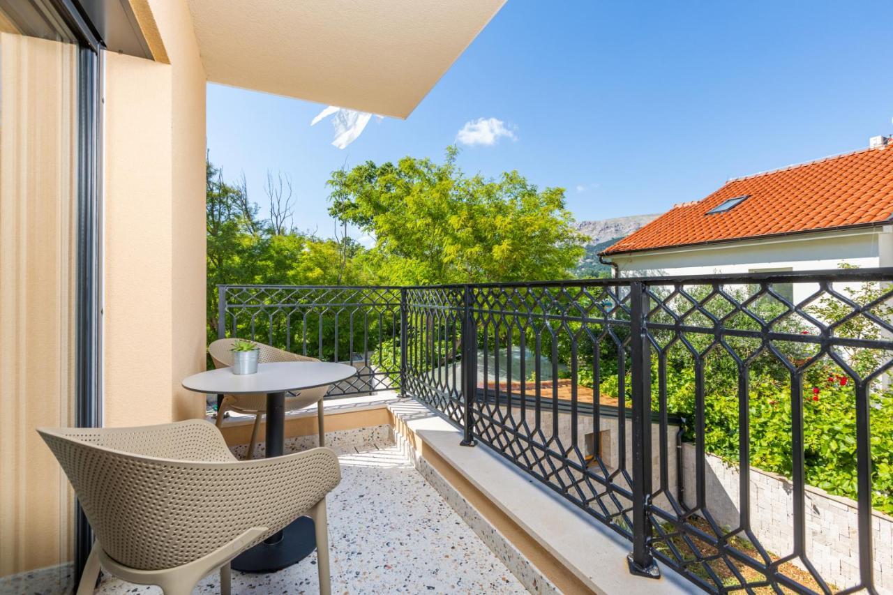 Vila Iris Baska Extérieur photo